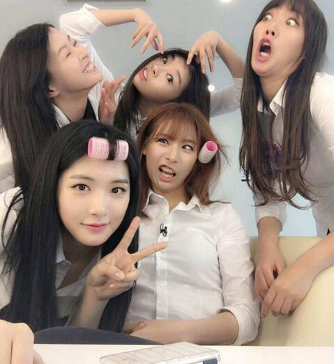 Hello Venus in Hair and Makeup