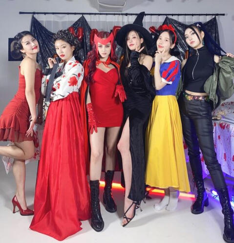Momoland Halloween